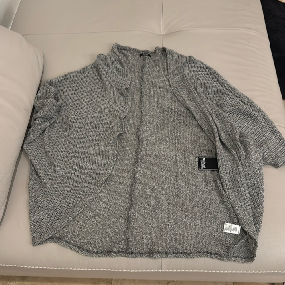 Michael Lauren cocoon Draped Cardigan Sweater Shrug Gray One Size. New very cool